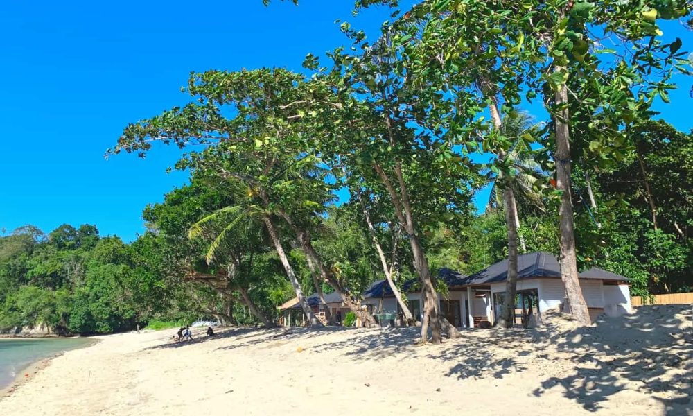 INDONESIA | White Sands Beach Resort by Eco Divers Lembeh | 15 – 23rd September 2022